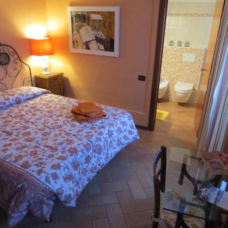 La Ca' Di Sala Bed & Breakfast Margno Room photo