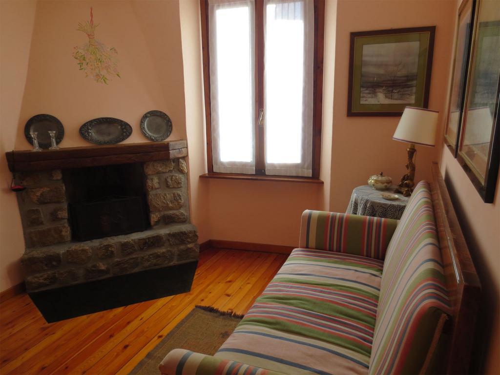 La Ca' Di Sala Bed & Breakfast Margno Room photo
